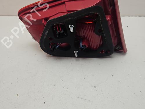 right-tailgate-light-vw-passat-b7-variant-365-2010-2011-2012-2013-2014-2015-30907264 main image