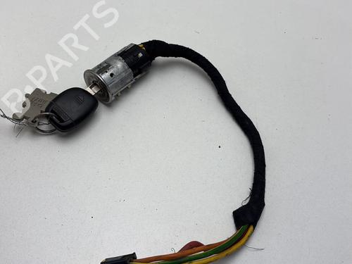 Used Ignition barrel RENAULT CLIO II (BB_, CB_) 1.2 (BB0A, BB0F, BB10, BB1K, BB28, BB2D, BB2H, CB0A,... (58 hp) 29365294