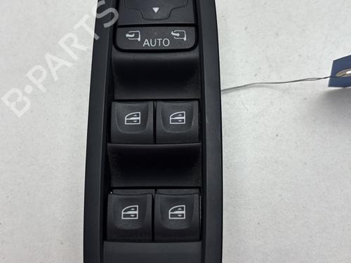Used Left front window switch RENAULT MEGANE IV Grandtour (K9A/M/N_) 1.3 TCe 140 (K9NB) (140 hp) 29475708
