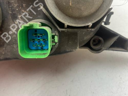 Højre forlygte Højre forlygte FORD FIESTA IV (JA_, JB_) 1.25 i 16V (75 hp) 39887688 39887688