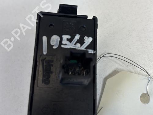 Used Warning switch Warning switch RENAULT CLIO III (BR0/1, CR0/1) 1.5 dCi (C/BR0G, C/BR1G) (68 hp) 31957163 31957163