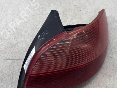 Høyre baklys PEUGEOT 206 Hatchback (2A/C) 2.0 HDI 90 (90 hp) 29364789