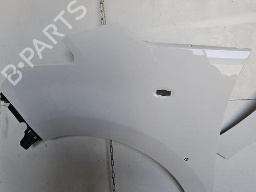 Used Left front fenders Left front fenders 36802008 36802008