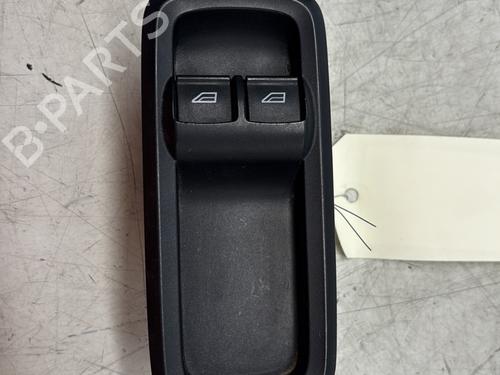 left-front-window-switch-ford-fiesta-vi-cb1-ccn-2008-29362554 main image