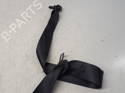 front-right-seatbelt-dacia-sandero-ii-2012-29366389 main image