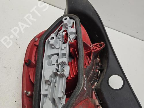 Used Right taillight Right taillight 39514996 39514996