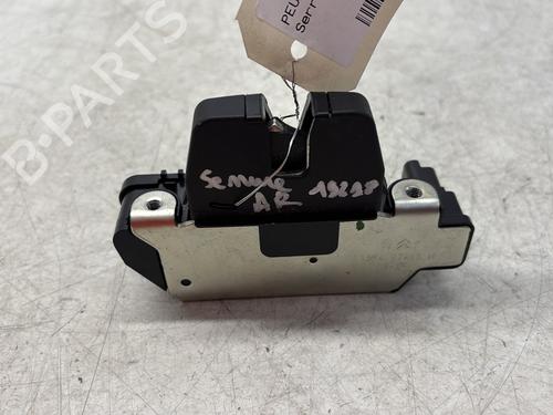 Used Tailgate lock PEUGEOT 3008 I MPV (0U_) 1.6 HDi (114 hp) 29362514
