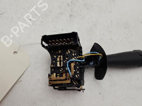 switch-renault-trafic-ii-bus-jl-2001-31858005 main image