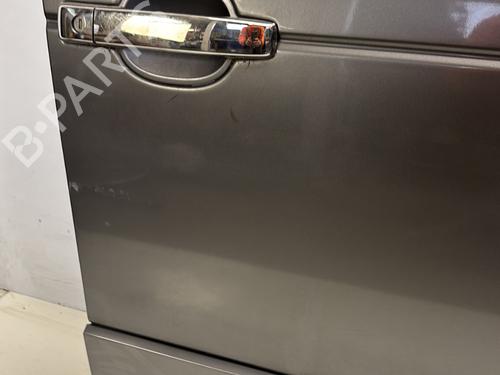 Right front door LAND ROVER RANGE ROVER III (L322) 3.6 D 4x4 | BP30180870C3