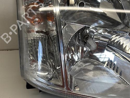 Used Right headlight Right headlight OPEL MERIVA A MPV (X03) 1.6 16V (E75) (100 hp) 29363149 29363149
