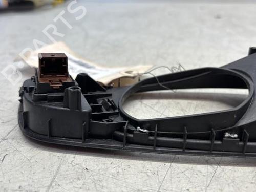 Front left interior door handle AUDI A1 (8X1, 8XK) 1.6 TDI | BP29367585I13 - Image 2