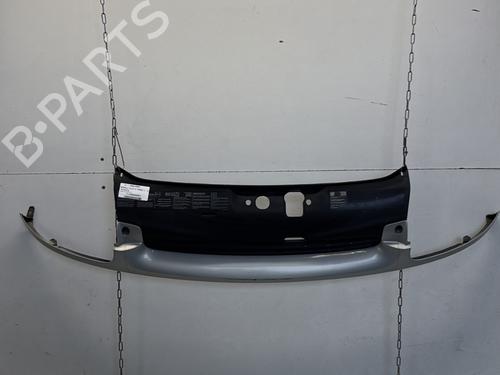 Grille RENAULT CLIO II (BB_, CB_) 1.6 16V (BB01, BB0H, BB0T, BB14, BB1D, BB1R, BB2KL, BB3G... 8200083138