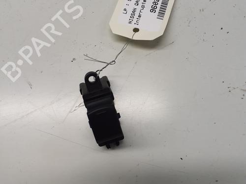 Used Left rear window switch NISSAN QASHQAI I (J10, NJ10) 1.5 dCi (106 hp) 29368893