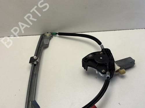Rudehejsemekanisme Højre foran RENAULT CLIO II (BB_, CB_) 1.4 16V (B/CB0P, BB13) (98 hp) 29361760