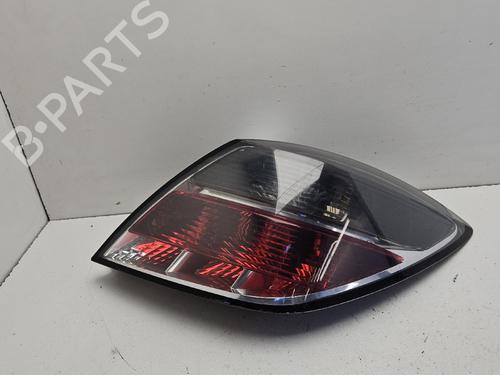 Used Right taillight Right taillight OPEL ASTRA H GTC (A04) 1.9 CDTi (L08) (150 hp) 40200164 40200164