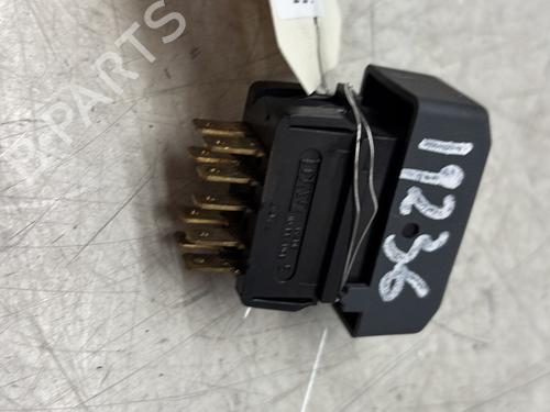 Used Warning switch Warning switch RENAULT CLIO I (B/C57_, 5/357_) 1.2 (B/C/S572) (60 hp) 29362485 29362485