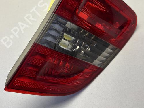 Used Left tailgate light Left tailgate light MERCEDES-BENZ B-CLASS Sports Tourer (W245) B 180 CDI (245.207) (109 hp) 29362904 29362904