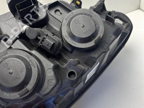 Left headlight PEUGEOT 208 I (CA_, CC_) 1.2 VTI 82 | BP29361756C28 