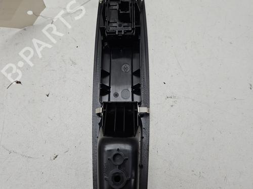 Used Right front window switch Right front window switch RENAULT GRAND SCÉNIC III (JZ0/1_) 1.5 dCi (JZ09, JZ0D, JZ10, JZ14, JZ1G, JZ29, JZ2C) (110 hp) 31310328 31310328