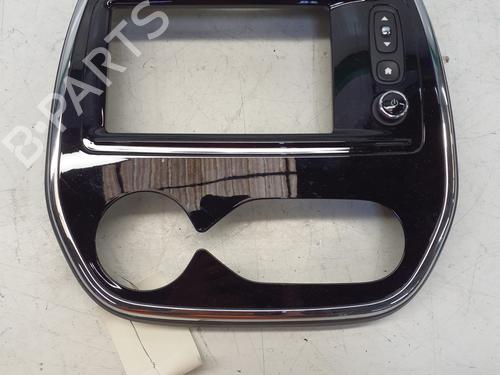 BP29363827O1 main image