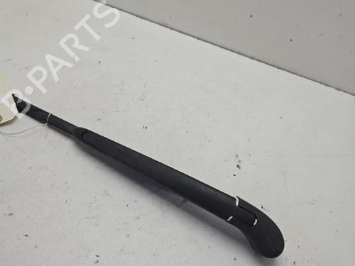 Used Rear windshield wiper arm Rear windshield wiper arm HYUNDAI i30 Estate (GD) 1.6 GDI (135 hp) 34108968 34108968