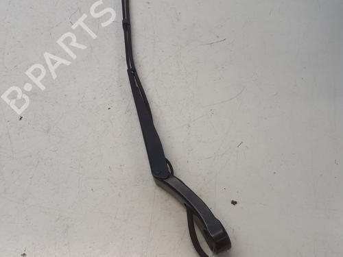 Used Front windshield wiper arm PEUGEOT 5008 II (MC_, MJ_, MR_, M4_) 1.5 BlueHDi 130 (MCYHZJ, MCYHZR, MCYHZX) (131 hp) 29363881