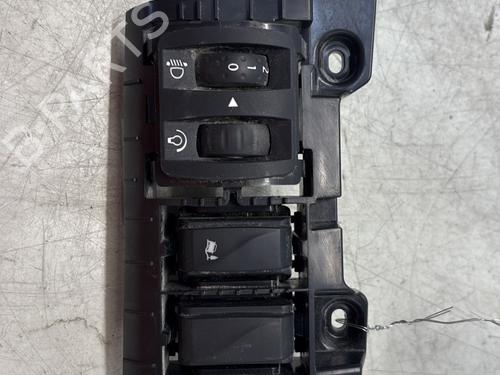 Hovedlysbryter RENAULT TRAFIC III Van (FG_) 1.6 dCi 125 (FGMH) (125 hp) 29363702