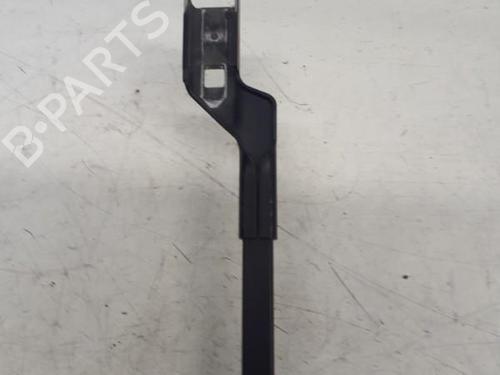 Used Front windshield wiper arm OPEL ZAFIRA TOURER C (P12) 2.0 CDTi (75) (130 hp) 29367435