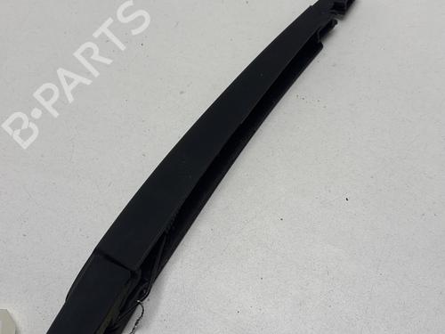 Used Rear windshield wiper arm Rear windshield wiper arm RENAULT CLIO II (BB_, CB_) 1.2 (BB0A, BB0F, BB10, BB1K, BB28, BB2D, BB2H, CB0A,... (58 hp) 31957268 31957268