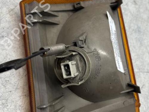 Used Right front indicator FORD TRANSIT Platform/Chassis (E_ _) 2.5 DI (EME/L/S, ENE/L/S) (80 hp) 29367319