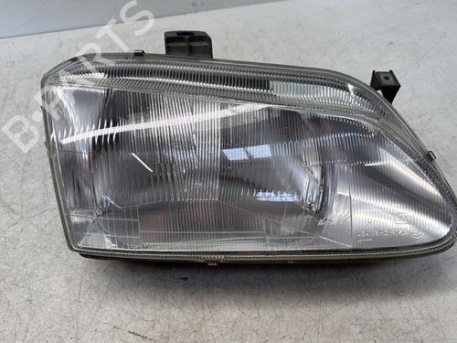 Used Right headlight RENAULT MEGANE I (BA0/1_) 1.6 e (BA0F, BA0S) (90 hp) 29362602