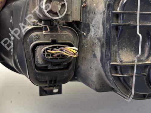 Faro derecho VW GOLF IV (1J1) 1.9 SDI | BP29855541C29