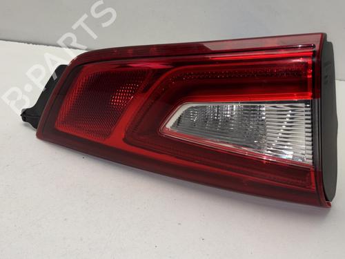 Venstre baglygte bagklap NISSAN QASHQAI II (J11, J11_) 1.5 dCi (110 hp) 29560448