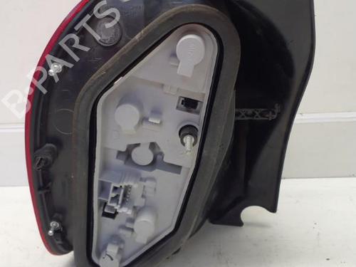 Używane Lampa tylna prawa RENAULT MODUS / GRAND MODUS (F/JP0_) 1.5 dCi (JP0G, JP0H) (106 hp) 29370244