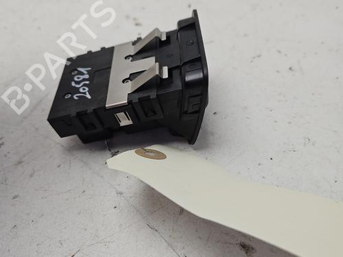 Used Switch Switch MERCEDES-BENZ B-CLASS Sports Tourer (W246, W242) B 160 CDI / d (246.211) (90 hp) 33726222 33726222