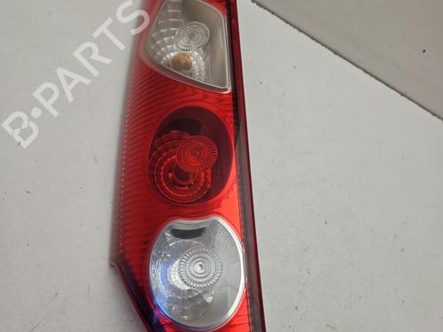 Farolim esquerdo RENAULT KANGOO / GRAND KANGOO II (KW0/1_) 1.5 dCi 90 (KW05, KW08, KW0G, KW11) (90 hp) 31370254