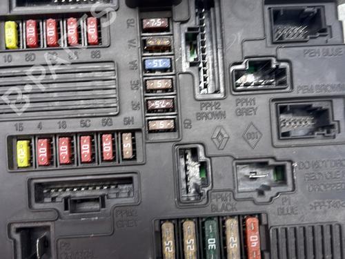 Fuse box RENAULT MEGANE II (BM0/1_, CM0/1_) 1.5 dCi (BM02, BM13, BM2A, CM02, CM13) | BP29364661E1 