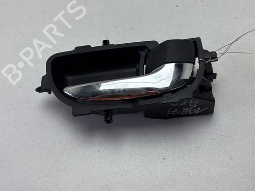 front-right-interior-door-handle-toyota-aygo-_b4_-2014-31957335 main image