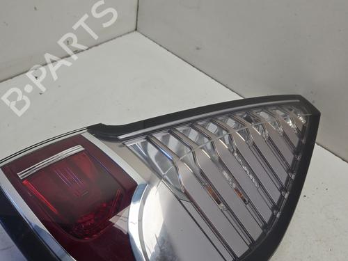 Farolim direito Farolim direito RENAULT SCÉNIC III (JZ0/1_) 1.5 dCi (110 hp) 33837133 33837133