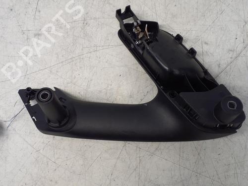 Høyre bak invendig håndtak VW POLO V (6R1, 6C1) 1.6 TDI (90 hp) 29366858