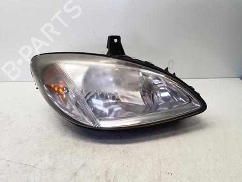 Used Right headlight MERCEDES-BENZ VITO / MIXTO Van (W639) 120 CDI (639.601, 639.603, 639.605) (204 hp) 29364690