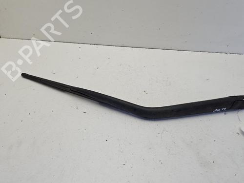 Used Rear windshield wiper arm Rear windshield wiper arm 39379562 39379562