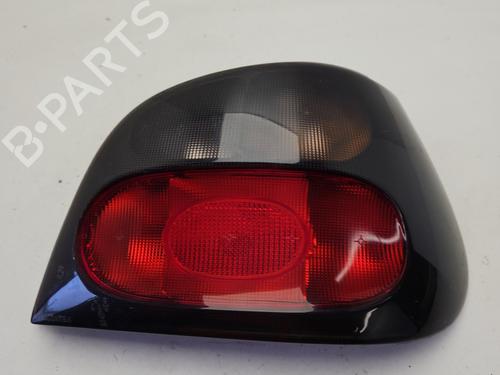 right-taillight-renault-megane-i-ba01_-1995-1996-1997-1998-1999-2000-2001-2002-2003-2004-31855372 main image