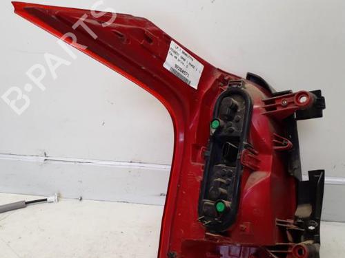Used Right taillight PEUGEOT 5008 (0U_, 0E_) 1.6 HDi (110 hp) 29369329