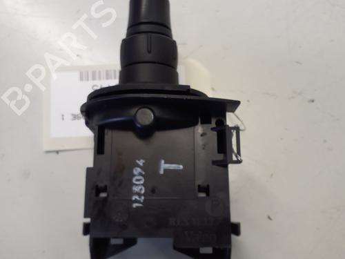 Switch RENAULT SCÉNIC II (JM0/1_) 1.5 dCi (JM02, JM13) | BP29366669I30 