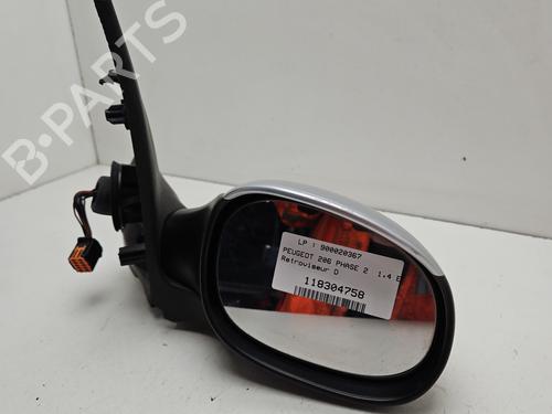Used Right mirror PEUGEOT 206 Hatchback (2A/C) 1.4 i (75 hp) 31156277