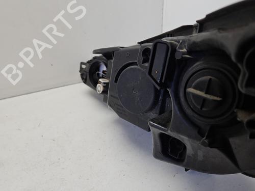 Right headlight PEUGEOT 407 (6D_) 2.0 HDi 135 (6DRHRH, 6DRHRE, 6DRHRG, 6DRHRJ) | BP32024509C29