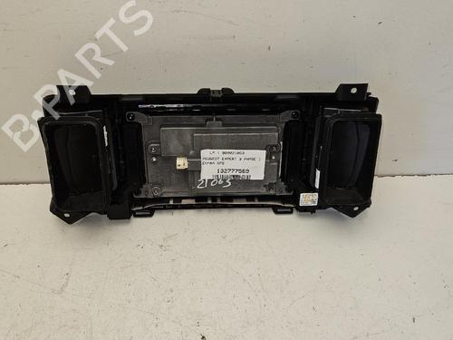 Used Display monitor Display monitor 39256938 39256938