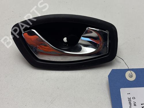 Used Front right interior door handle RENAULT CAPTUR I (J5_, H5_) 1.2 TCe 120 (118 hp) 31957300