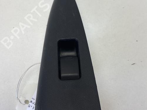 Used Right rear window switch NISSAN NOTE (E11, NE11) 1.5 dCi (86 hp) 29361845